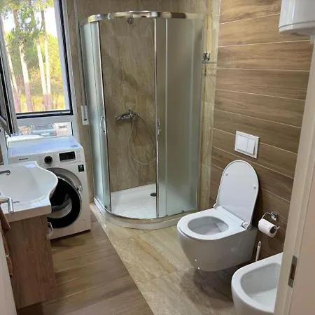 Cozy 3br Near Gated Familyfriendly Appartamento Plazhi San Pietro