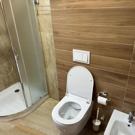 Cozy 3br Near Gated Familyfriendly * Plazhi San Pietro